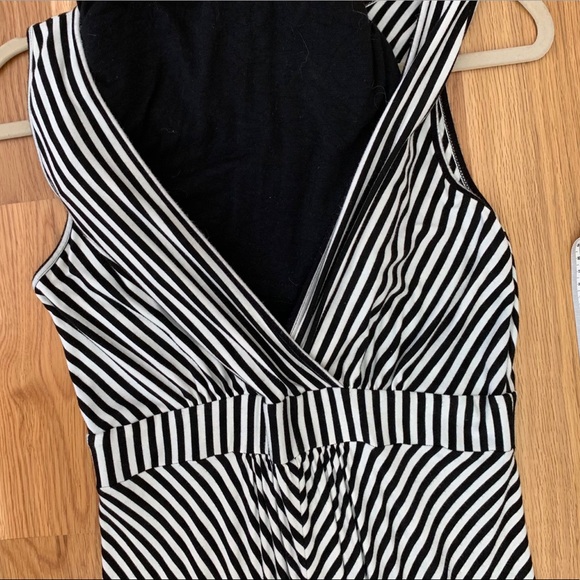 Chelsea & Theodore Maxi Dress - Picture 5 of 7